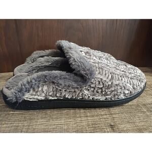 Dearfoams Women's Gray Cable Knit Chenille Clog Slide Size 7-8 Medium Slippers